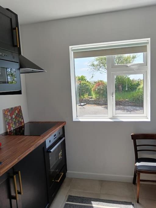 Dingle Escape -2 Bed -Sleeps 4 Apartment Ngoại thất bức ảnh